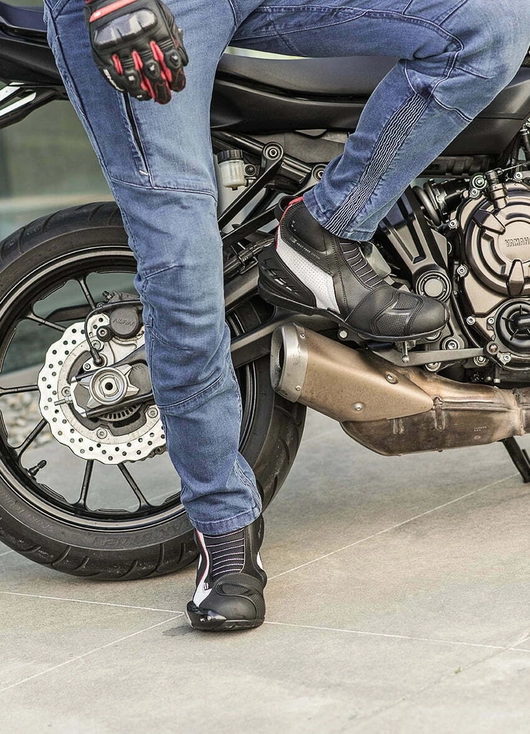 SHIMA_Ghost_jeansSX-6_bootsx