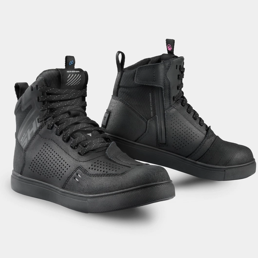 SHIMA_REBEL WP_BLACK_LADY_2500x2500_DOUBLE