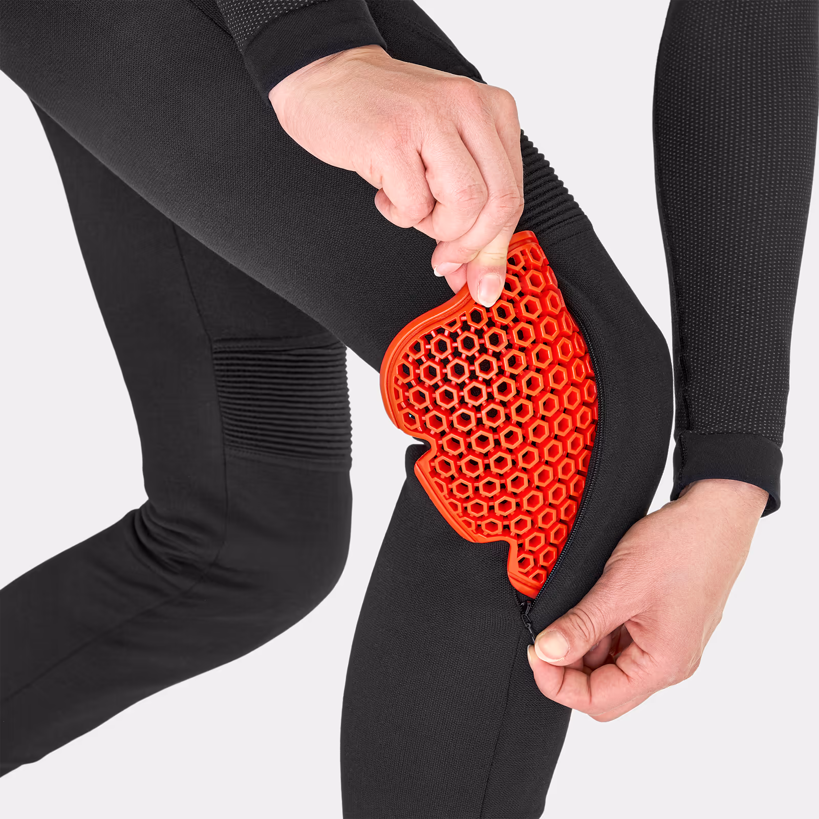 14_SHIMA_VESPER_PNT_LADY_BLACK