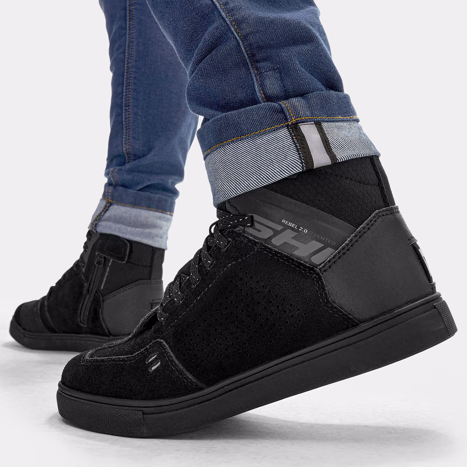 13_SHIMA_RIDGE_PNT_LADY_BLUE